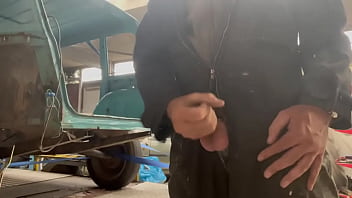 Preview 2 of Big Lund Sexi Videos - Jerking at work