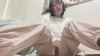 Preview 1 of Webcam Teen Grool - ランニングして汗かいた後にお風呂に入らずにそのまま臭いがする状態でオナニー
