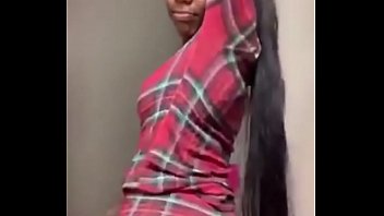 Preview 1 of Pareja De Ebrios Argentinos - Asian Doll twerks Her juicy plum ass cheeks on Instagram live to her new song along with wonderful mouth movements