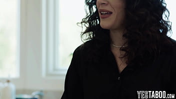 Preview 2 of Brazzers Mom Emma Butt - Hung IT called by big ass Latina MILF to get her laptop fixed