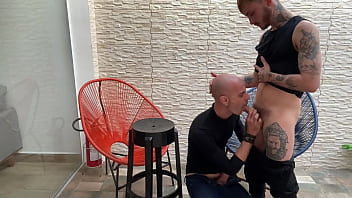 Preview 3 of Big Bhoti Mom - FIZ O CAF&Eacute_ E ELE ME DEU LEITE DENTRO