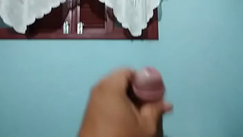 Preview 3 of Tricky Cute Teen Massage - Brincando com o pau