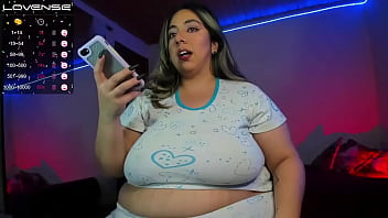 Preview 1 of Anjelica Fuck Boss - Coraline Latin Chatur model 31 Ene 2023