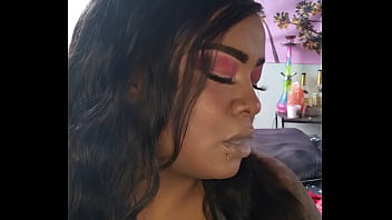 Preview 3 of A Volta De Cris Bel - Smoking  Prodomme The Arrogant Goddess JOI