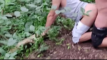 Preview 1 of Atlletta Ocean - Macho da bunda gostosa sendo fodido no mato por dois ativos da rola grossa - COMPLETOS VOC&Ecirc_ V&Ecirc_ NO RED