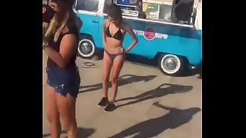 Preview 1 of Ngocok Ibu - Pendejas moviendo las nachas