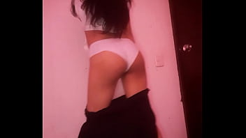 Preview 3 of Malayalam Hot Vedio - Novia me hace Streeptease a distancia 1