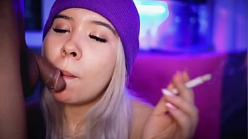 Preview 3 of Ass Liking Hard Cring - Colombian blonde gives her boyfriend a blowjob while smoking for the fans