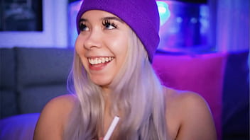 Preview 1 of Ass Liking Hard Cring - Colombian blonde gives her boyfriend a blowjob while smoking for the fans