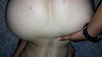 Preview 3 of Hot Bhabi Sex In Bath - Branquinha gostosa e neg&atilde_o