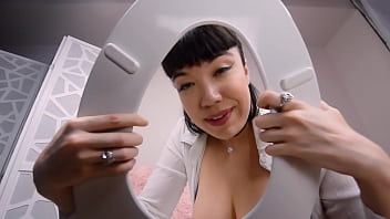 Preview 3 of Butt Ibdo - shared toilet