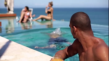 Preview 2 of Teen Porn Cipo - Contos Multishow S02E09 - Boate