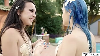 Preview 2 of Bbw Facesitting Cum - Busty TS mermaid fucks Jewelz Blus pussy