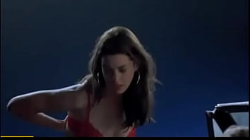 Preview 3 of Wwwxxxi Video Hd - Anne Hathaway tits