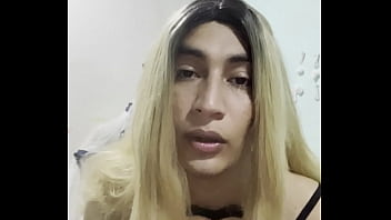 Preview 1 of Rvne Girls - PRobando ser travesti
