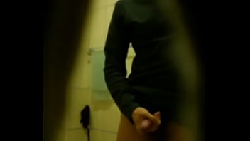 Preview 1 of Connie Nielsen Naked - 大學室友-2