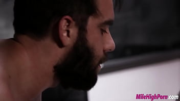 Preview 4 of Virgin Teen Norway - Kiara Cole In The Seductress Scene 1