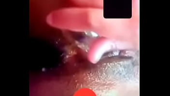 Preview 1 of New Slaves Ass - Une autre p&eacute_tasse camerounaise me montre sa chatte en appel vid&eacute_o