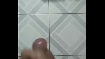 Preview 1 of Em G I 2k5 Th D M Nh N Mu N T - Video x&aacute_c minh