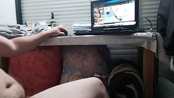 Preview 3 of Miho Ivhimi - VID 112 ma masturbez uitandu-ma la un video cu mine(4 min)