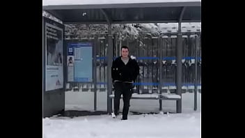 Preview 4 of Tamia Friend - Mi ojete en la nieve
