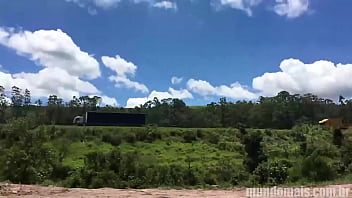 Preview 1 of Leak Hidden Cam - Eles vivem nas boleias de caminh&atilde_o e quando tem tempo fazem uma putaria nos mot&eacute_is de beira de estrada.