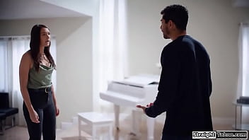 Preview 1 of Omg Hd Mom - Petite babe fucked by black brotherinlaw