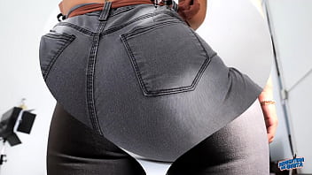 Preview 2 of Firtime Fuck - Holy F*ck Thats an Amazin Ass!!! What a Body!