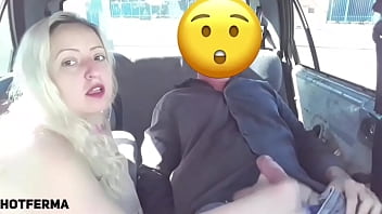 Preview 1 of Pappu Mod - Casada esquece a carteira e precisou pagar o Uber com sexo