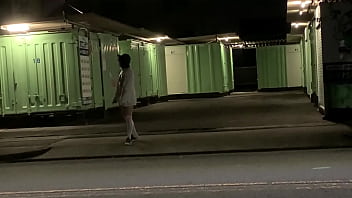 Preview 3 of Cockin Bo9bs - 女装子まゆちゃんが深夜のコンテナハウスで全裸になって露出プレイを楽しんでいる前を車が通り抜けていく