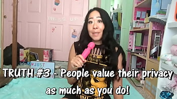 Preview 3 of Afrika Fuul - 3 ABDL Truths and 1 LIE! with abdl commentator Diaperperv