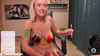 Preview 3 of 16 Yrrr Oldxxx Video - Body painting with busty blonde