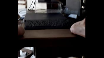 Preview 1 of Guy Forced To Impregnate - Caresser sa queue devant un film de sodomie de lesbiennes