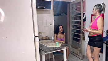 Preview 2 of Hq Porn Lekada - A vizinha fofoqueira e curiosa venho pedir a&ccedil_&uacute_car de madrugada pra ser fundida e chupada com vontade! (Diz ela meu marido n&atilde_o me fode a muito tempo ).