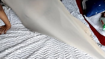 Preview 4 of La France A Poi - Pantyhose game