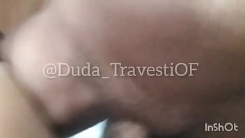 Preview 2 of New Xxx Lesben - Videochamada pra amiga ver o desempenho do boy,  compartilho macho com as amigas SIM,  porque eu sou dessas. Ningu&eacute_m merece...