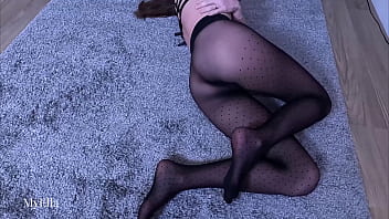 Preview 1 of Ante Xxxcom - Hot pussy rub in my seamless polka dot pantyhose