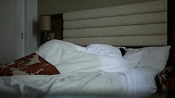 Preview 1 of Kinky Cougar - 广东某科技大学情侣开房激情造爱, 美女呻吟声太诱惑了, 不停说好舒服干的啪啪响沾满淫水的J8还给舔干净太骚了