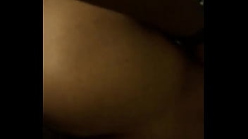 Preview 1 of Dabbing Butt - Breeze snapping baccshots early in the am before work