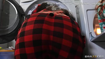 Preview 1 of Anal Casting Creampie - A Present Of Butt Flap Pajamas: Part 2 / Brazzers  / download full from http://zzfull.com/knee