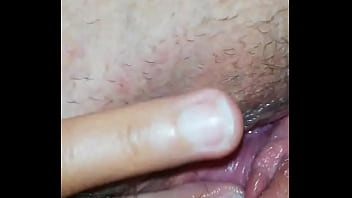 Preview 4 of Yurizan Beltran Romantic Date - Troia dalla figa bagnata che viene masturbandosi