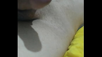 Preview 1 of Euro Gets Cock In Mouth - Novinho com tes&atilde_o ,  se masturbando gostoso