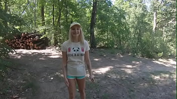 Preview 1 of Femli Sex Sistar Bradar - MARILYN SUGAR GETS LOST IN THE WOODS!