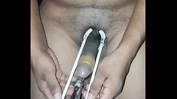 Preview 3 of Big Titbanged At School - Extensor peniano melhor que existe