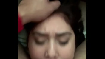 Preview 4 of Mega Giant Momcom - POV head