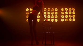 Preview 4 of Eyaculadoras - POLE DANCE STRIP TEASE DAN&Ccedil_A SENSUAL