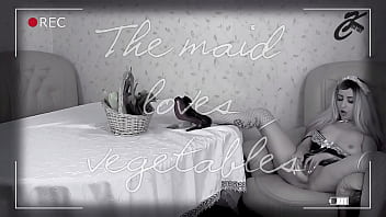 Preview 2 of Donkey Lee - The maid loves vegetables