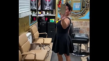 Preview 2 of Tube Phonecutie Ass - Vestido negro