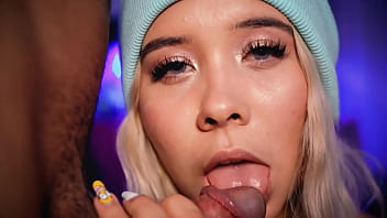 Preview 3 of Xxxxvideos Com - Horny blonde gives her boyfriend a blowjob near the cam
