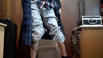 Preview 1 of Search Some Art 2000 - Gay espa&ntilde_ol en tacones